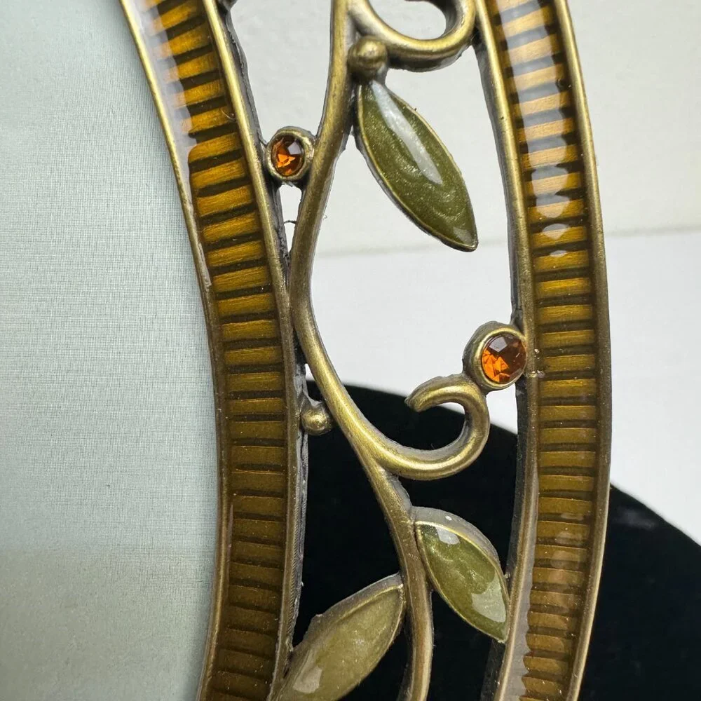 NWOT Elegant Olive Enamel Ambre Stones Oval Metal Picture Frame